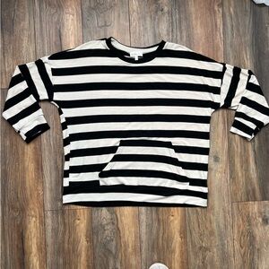 Perfect Peach Comfy Black and White Striped Pullover with Front Pocket Size 1X